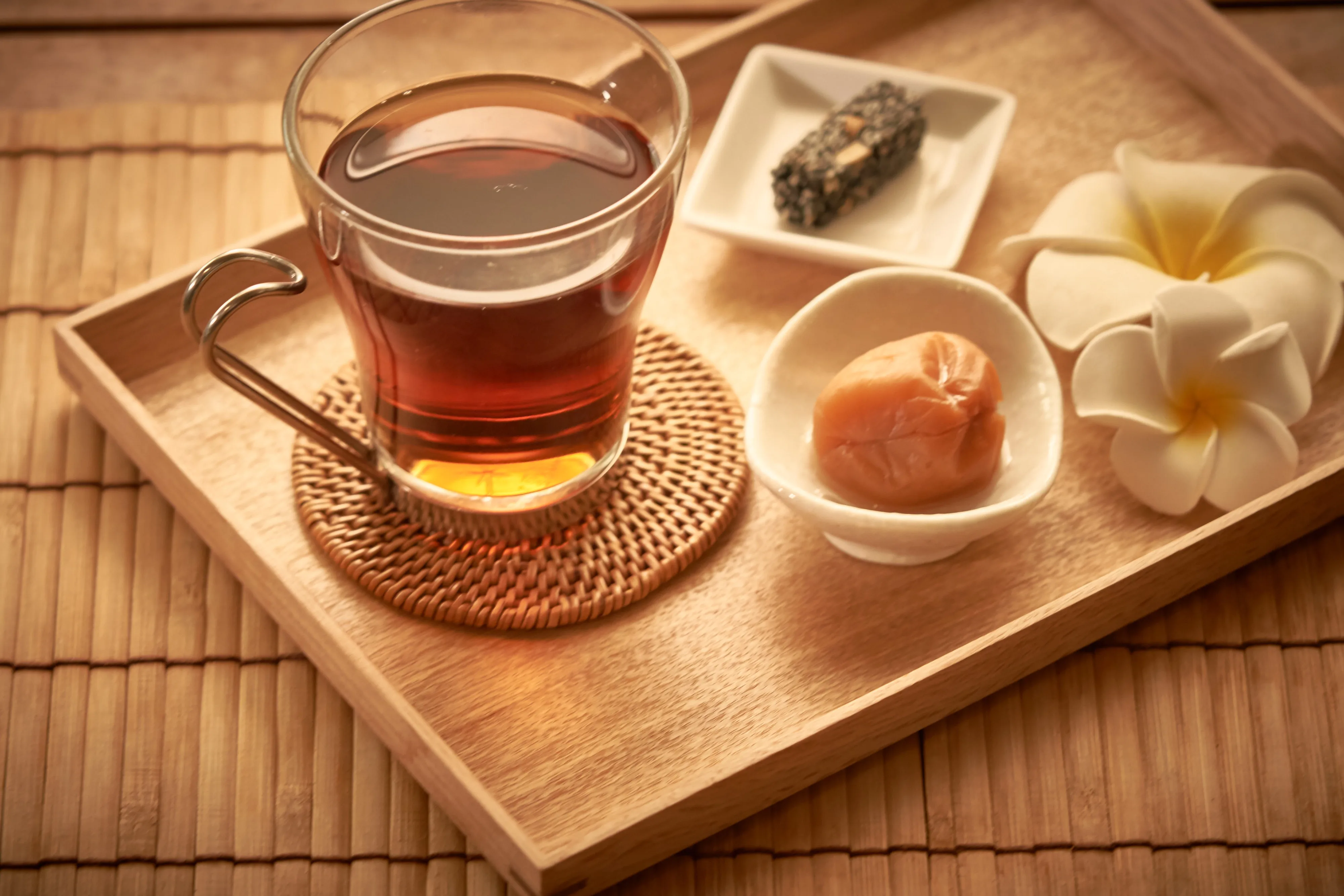 パシル・プティの薬草茶サービス